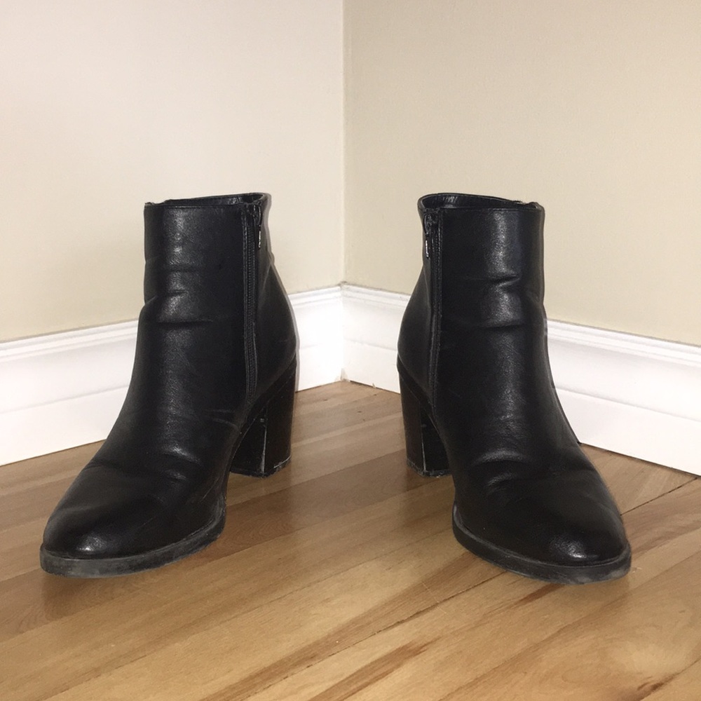 Black boots